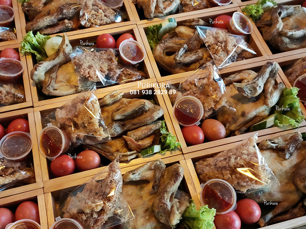 Hamper Manyek Manyue Ayam Kremes Phoenix Restoran Restaurant